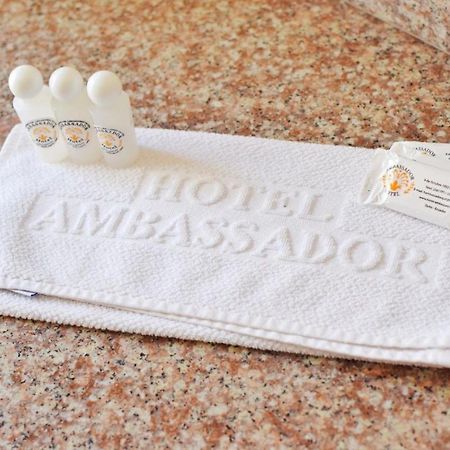 Hotel Ambassador Кито Экстерьер фото