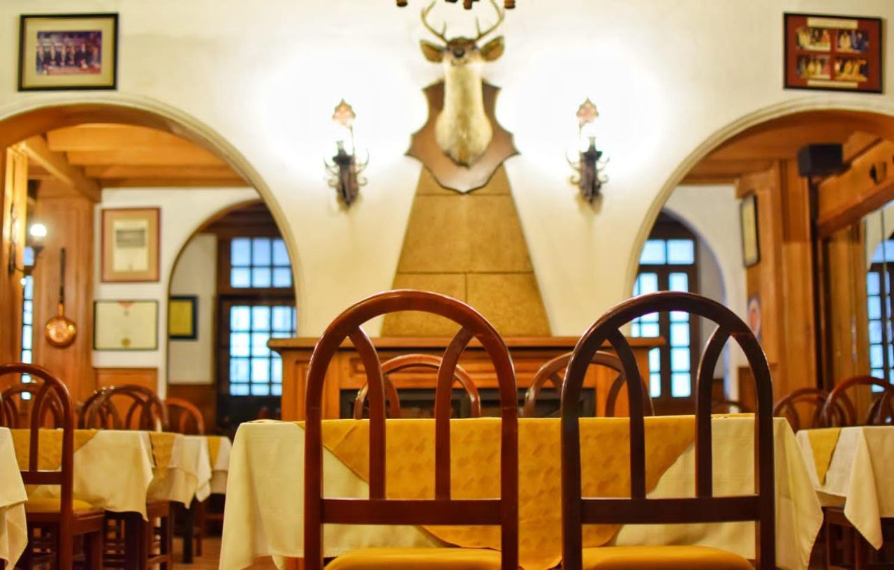 Hotel Ambassador Кито Экстерьер фото