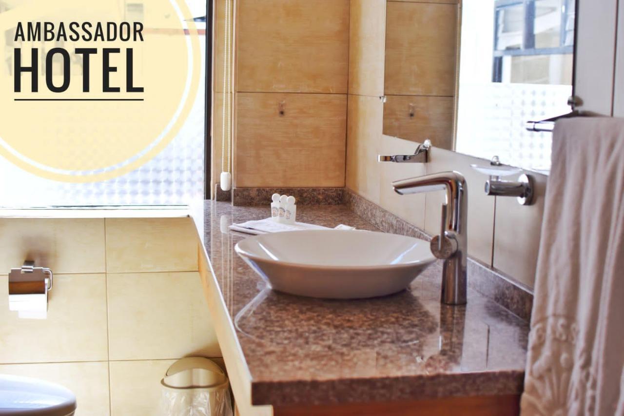 Hotel Ambassador Кито Экстерьер фото
