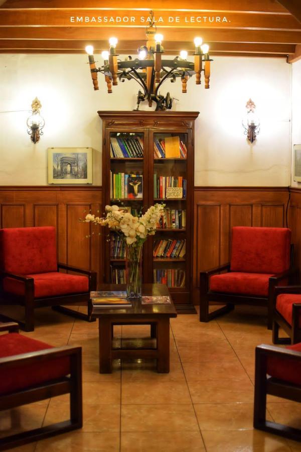Hotel Ambassador Кито Экстерьер фото